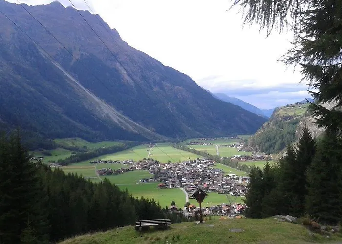 Haus Stefan Farm stay Langenfeld