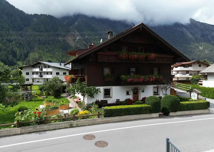Alojamento de Turismo Rural Haus Stefan *